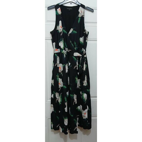 Banana Republic Dresses & Skirts - Banana republic women long maxi size 8 dress wrap Hawaiian beach vacation green